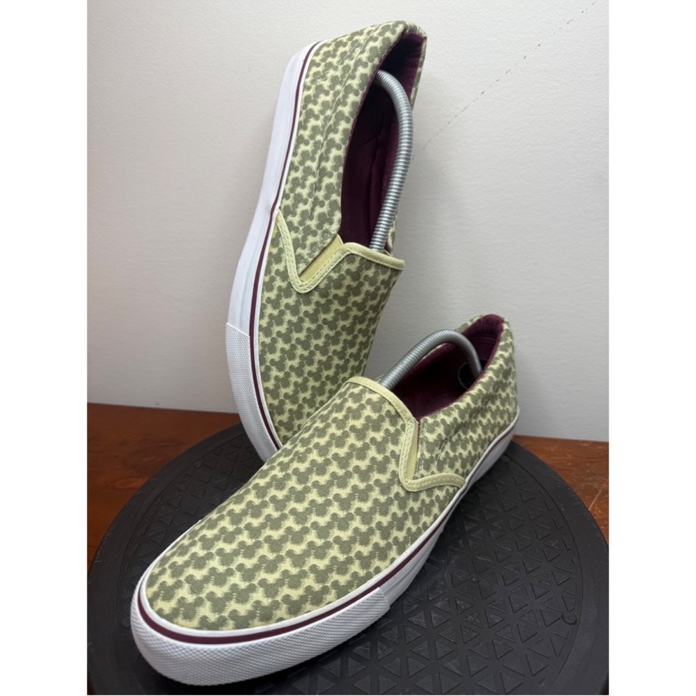 Disney Parks Olive Green Canvas Slip On Shoes Mickey Mouse Print Mens 10 - Picture 9 of 10